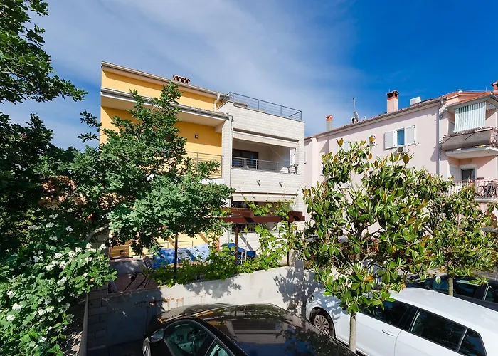 Apartment Goran
